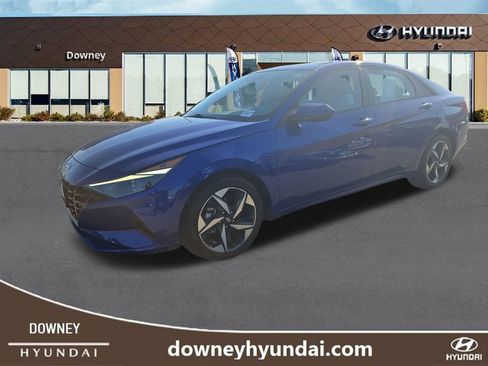 Used 2023 Hyundai Elantra SEL w/ Convenience Package FWD image 1
