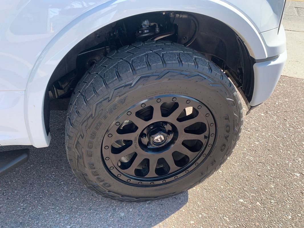 Used 2018 Ford F150 XLT w/ Equipment Group 302A Luxury AWD/4WD image 28
