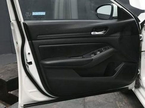 Used 2021 Nissan Altima 2.5 S image 17