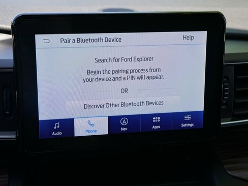Used 2020 Ford Explorer Limited w/ Class III Trailer Tow Package AWD/4WD image 31
