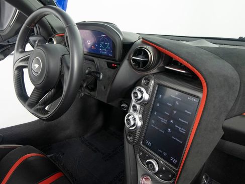 Used 2020 McLaren 720S Performance RWD image 27