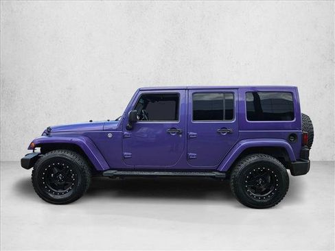 Used 2017 Jeep Wrangler Unlimited Rubicon w/ Cold Weather Group AWD/4WD image 8