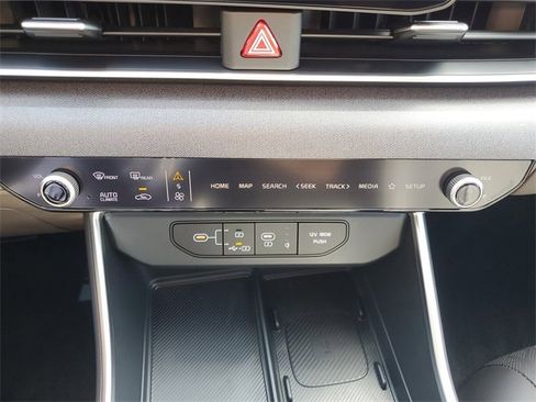 New 2026 Kia Carnival SX image 39