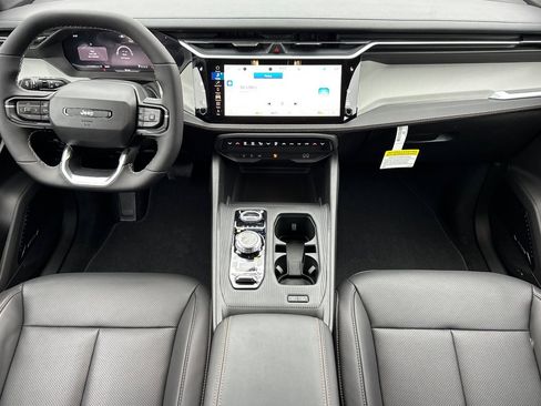 New 2026 Jeep Cherokee Limited image 14