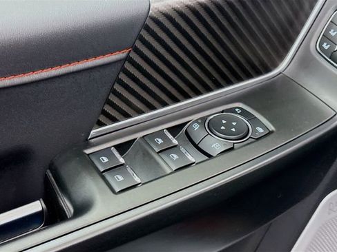 Used 2025 Ford F150 Raptor AWD/4WD image 18