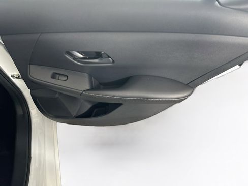 Used 2025 Nissan Sentra SV FWD image 27