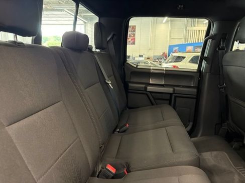 Used 2018 Ford F150 XLT w/ Equipment Group 302A Luxury AWD/4WD image 17
