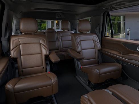 New 2026 Lincoln Navigator Reserve AWD/4WD image 11