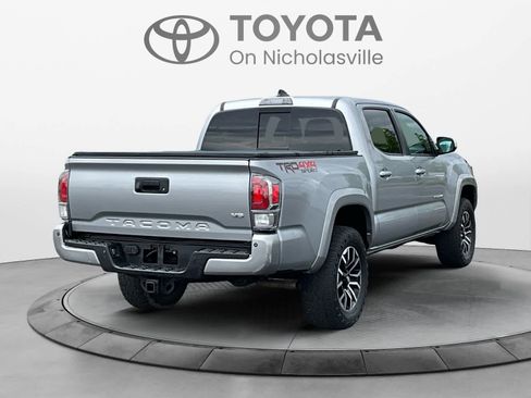 Used 2021 Toyota Tacoma TRD Sport w/ Technology Package AWD/4WD image 6