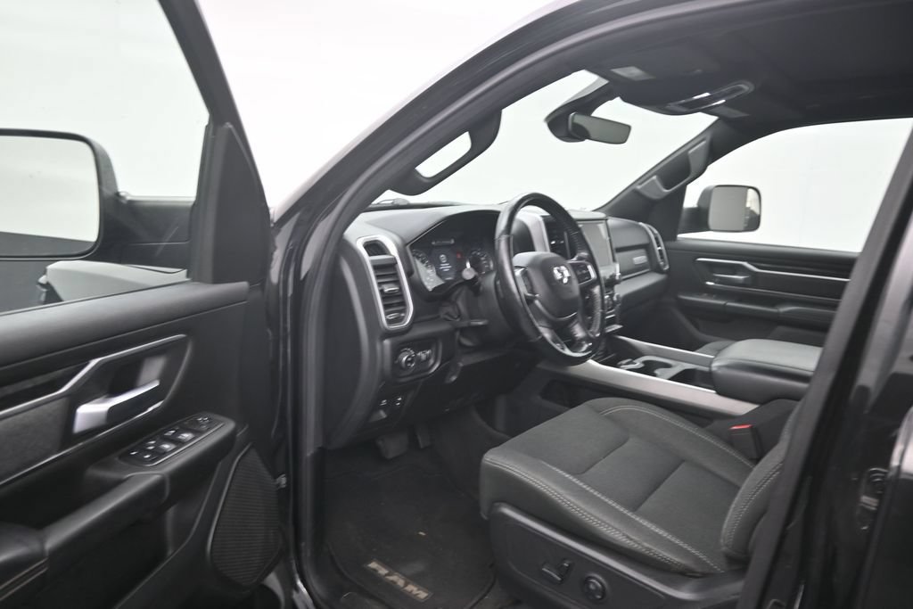 Used 2019 RAM 1500 Big Horn RWD image 10