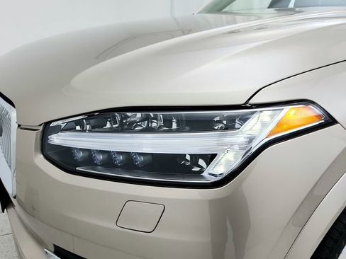 New 2025 Volvo XC90 B6 Plus w/ Protection Package Premier image 31