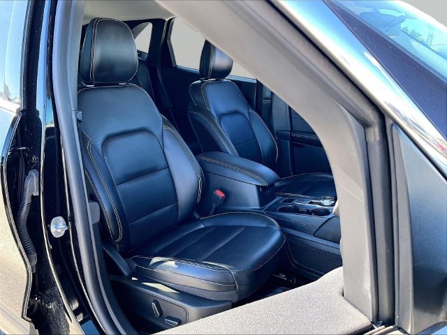 Used 2023 Ford Escape Platinum FWD image 11