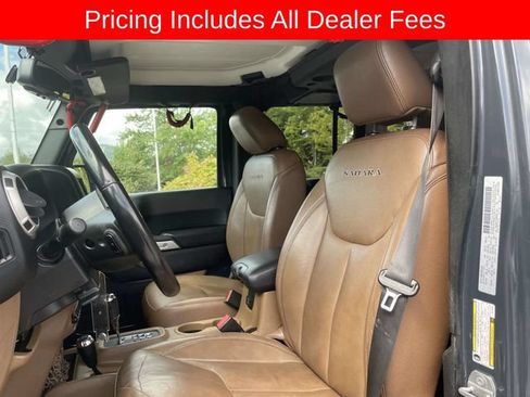 Used 2017 Jeep Wrangler Unlimited Sahara w/ Max Tow Package AWD/4WD image 22