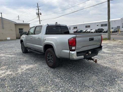 Used 2023 Toyota Tacoma SR5 image 3