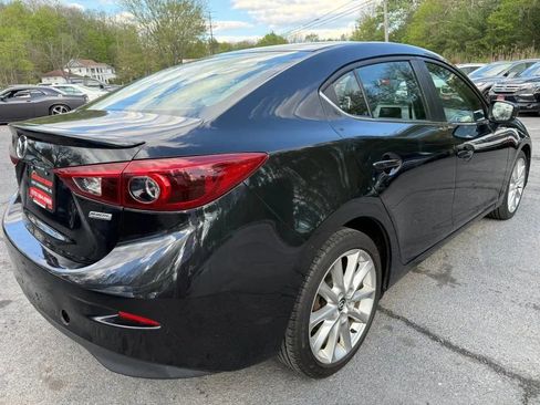 Used 2018 MAZDA MAZDA3 Grand Touring FWD image 8