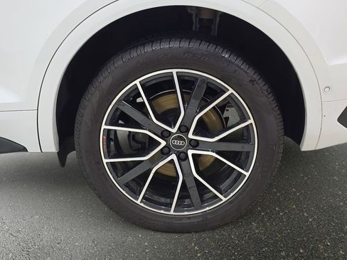 Used 2023 Audi SQ5 Prestige w/ Prestige Package image 34