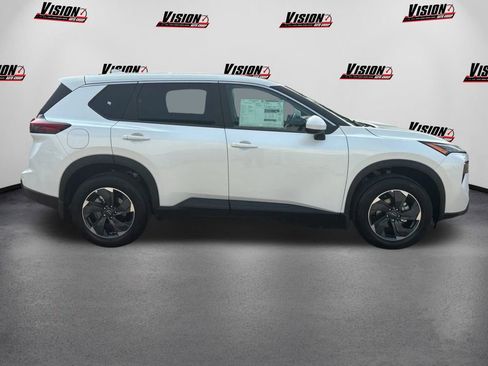 New 2026 Nissan Rogue SV image 4