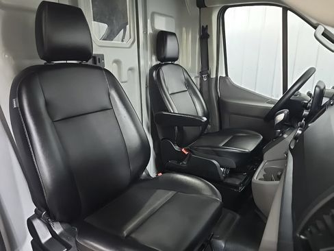 Used 2025 Ford Transit 250 148 High Roof Extended w/ Load Area Protection Package RWD image 19
