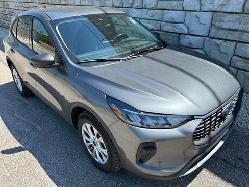 Used 2025 Ford Escape Active FWD image 7