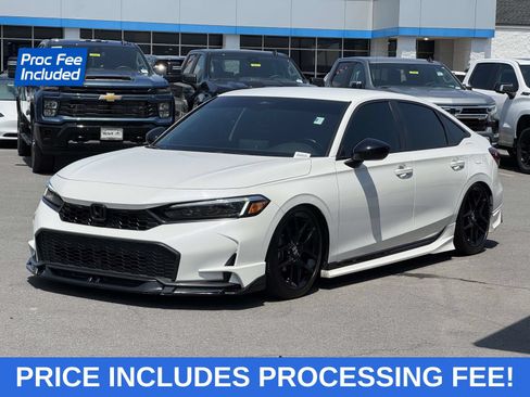 Used 2025 Honda Civic Sport image 1
