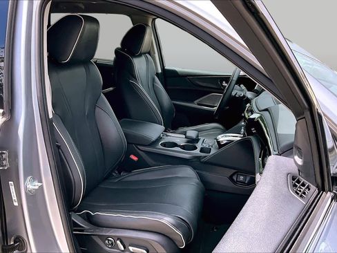 Used 2022 Acura MDX SH-AWD w/ Advance Package image 9