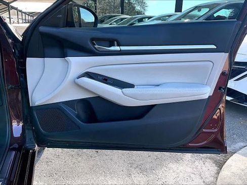 Certified 2024 Nissan Altima 2.5 SL image 23