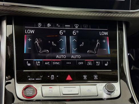 New 2025 Audi RS Q8 performance image 16