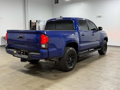 Used 2022 Toyota Tacoma SR5 image 4