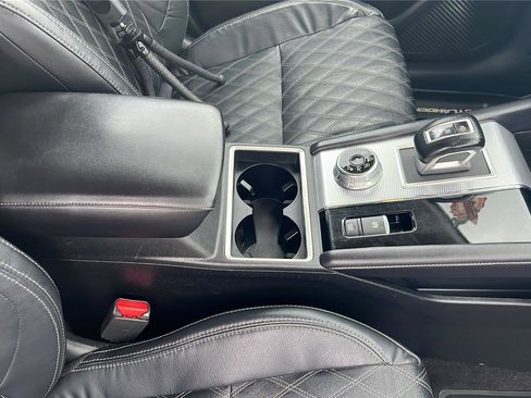 Used 2022 Mitsubishi Outlander SEL FWD image 17