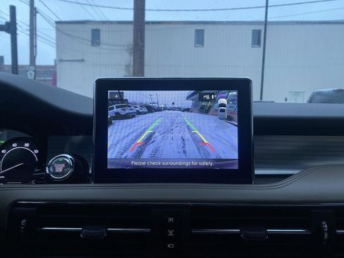 Used 2021 Lincoln Corsair AWD w/ Premium Package image 7