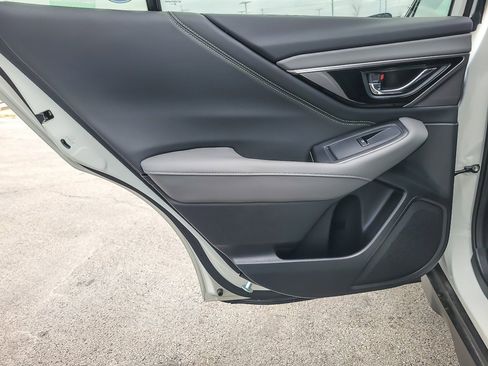 Certified 2025 Subaru Outback Onyx Edition image 16