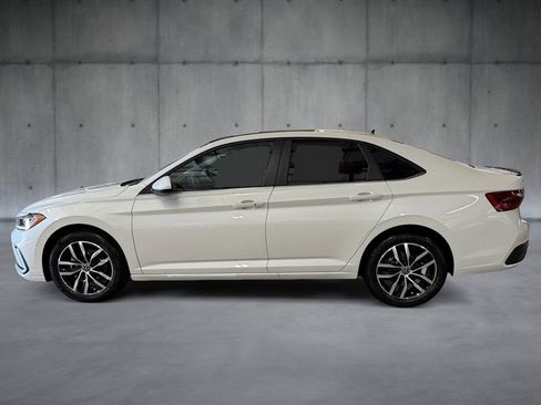 New 2026 Volkswagen Jetta SE FWD image 2