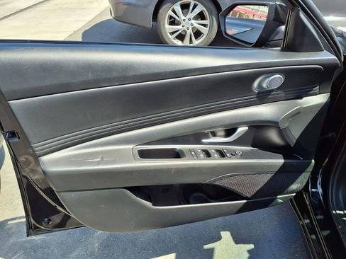 Certified 2024 Hyundai Elantra SEL w/ Convenience Package FWD image 13