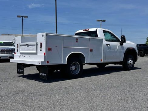 New 2025 GMC Sierra 3500 Pro w/ Convenience Package RWD image 10