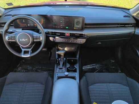 Used 2025 Kia K5 LXS FWD image 13