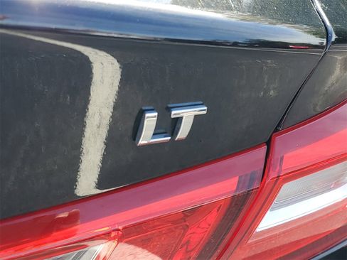 Used 2024 Chevrolet Malibu LT image 28