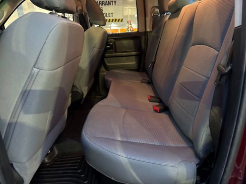 Used 2017 RAM 1500 Express w/ Express Value Package image 31