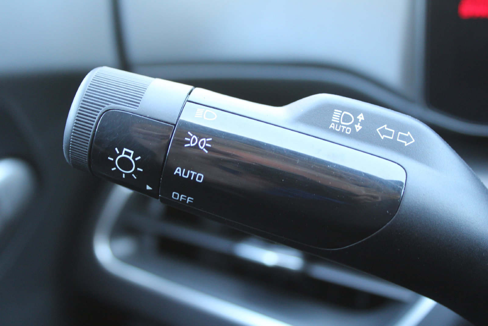 New 2026 Kia K4 FWD image 27