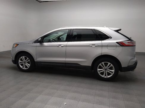 Used 2019 Ford Edge SEL image 3