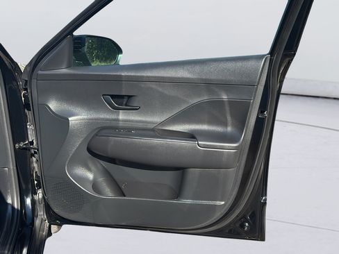 Used 2026 Hyundai Kona SEL Sport FWD image 9
