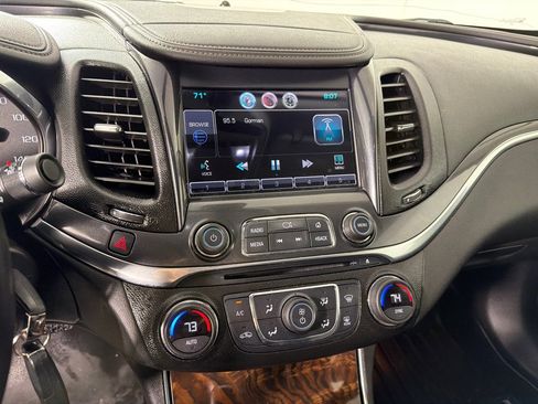 Used 2014 Chevrolet Impala LT image 15