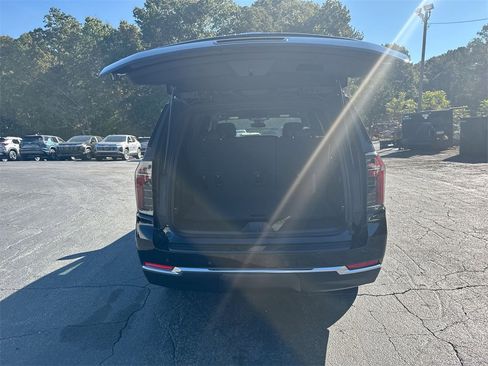 New 2026 Chevrolet Tahoe LS image 35