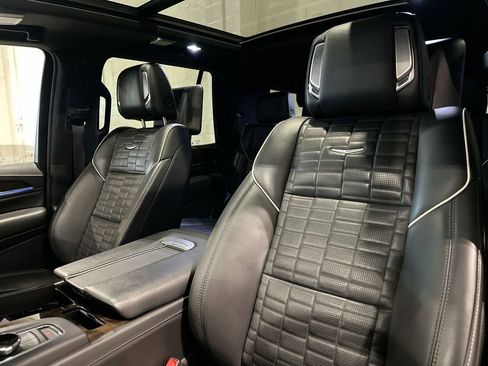 Used 2023 Cadillac Escalade Sport Platinum w/ LPO, Floor Liner Package image 12