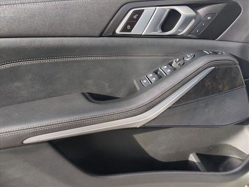 Used 2023 BMW X5 xDrive40i image 10