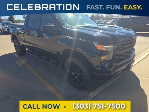 Used 2024 Chevrolet Silverado 1500 Custom Trail Boss w/ Midnight Edition image 2