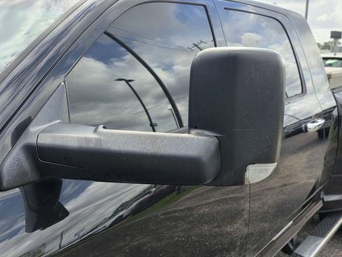 Used 2018 RAM 3500 SLT w/ Luxury Group image 27