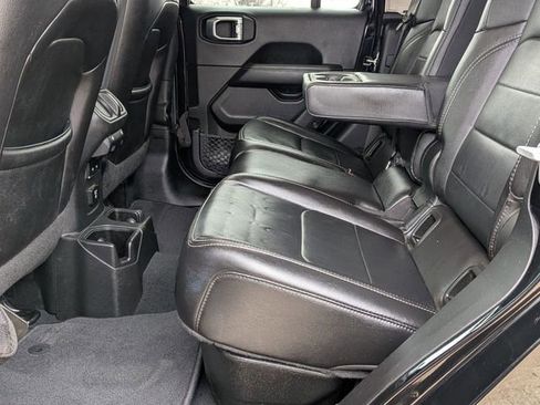 Used 2022 Jeep Gladiator Overland w/ Popular Equipment Package image 26