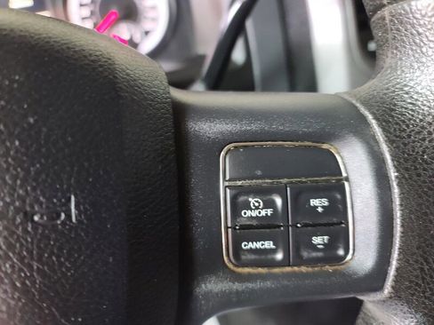 Used 2014 RAM 1500 Express image 20