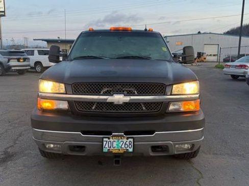 Used 2003 Chevrolet Silverado 2500 LT w/ Skid Plate Package image 2