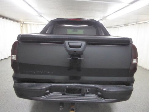 Used 2011 Chevrolet Avalanche LS AWD/4WD image 5